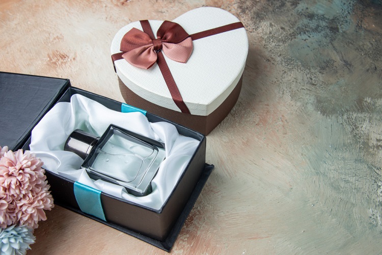 Custom Gift Boxes